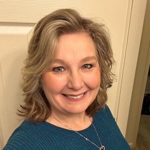 Meet your Posher, Sabrina